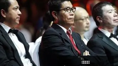 18新品发布现场：线上降价后，黄牛加价涨幅不及上代